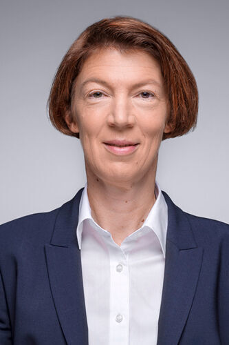 Ulrike Hetzel kommt von Bosch und übernimmt im Vorstand der Dekra SE die Funktion des Chief Technological Officers. (Dekra)