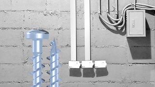 Durch die Montageschraube aus blau verzinktem Stahl soll der Besfestigungsvorgang zeitsparender und mit weniger Materialaufwand möglich sein. (Reisser-Schraubentechnik GmbH)