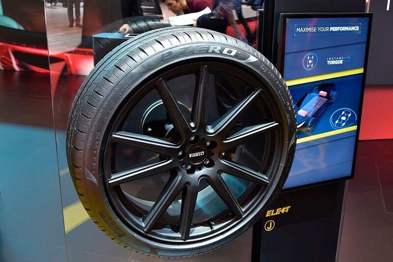 Unter der Bezeichnung Elect entwickelt Pirelli seine Top-Reifen für die Verwendung an Elektroautos weiter.  (»kfz-betrieb«/Yvonne Simon)