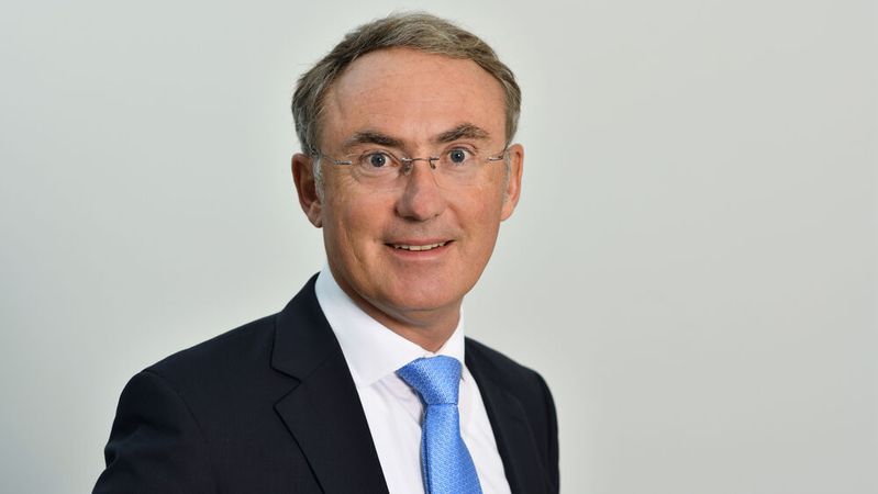 Prof. Dr. Christoph Straub ist noch bis Ende des Jahres Vorstandsvorsitzender der Barmer.(Bild:  Barmer)