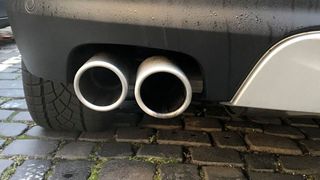 Einige Hersteller haben noch großen Nachholbedarf hinsichtlich CO2-Grenzwerte, die im Jahr 2021 verschärft werden. (Seyerlein/»kfz-betrieb«)