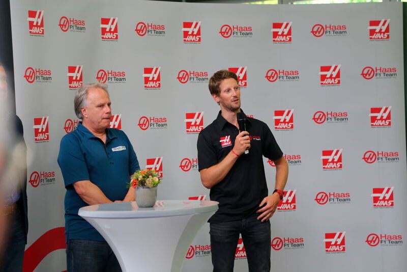 Gene Haas le patron de Haas Automation Inc., Romain Grosjean le pilote franco-suisse de l'écurie Haas F1. (JR Gonthier)
