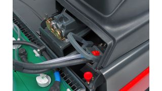 Das Schloss mit einer Zugstange öffnet mit einem einfachem Knopfdruck die Batterietür.  (Bild: Burg)