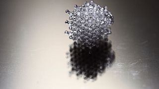 Mit ihrer neuen 3D-Drucktechnik können die ETH-Forscher komplexe und hochporöse Glasobjekte erzeugen. (Komplexe Materialien / ETH Zürich)