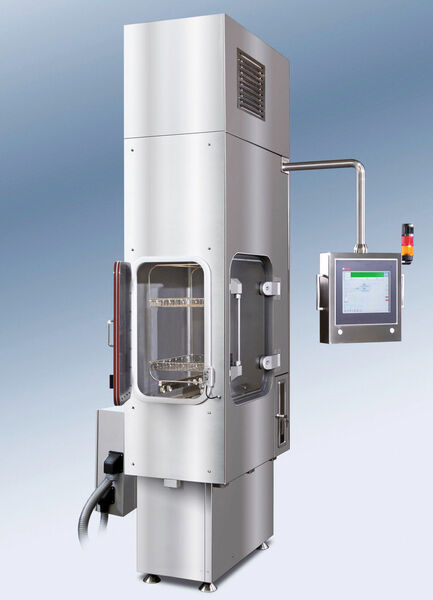 Fast Air Lock ISS 1000 ist für den schnellen und kontaminationsfreien Transfer von pharmazeutischem Zubehör in und aus Isolatoren konzipiert. (Bild: Bosch Packaging Technology)