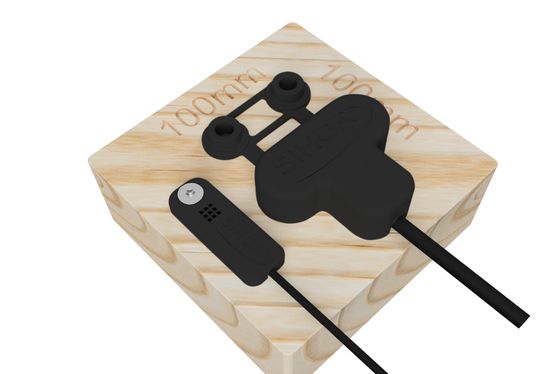 Die beiden Varianten Core und Digi IOT nehmen nicht viel Platz ein, so dass sie sich gut am Bauwerk positionieren lassen.(Bild:  Sigha GmbH)