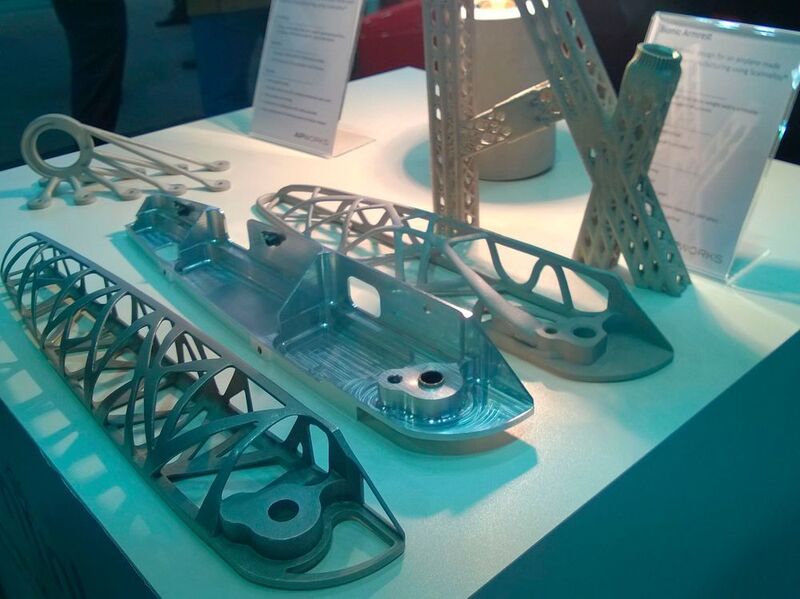 APWorks stellte auf der formnext 2017 sein ReThink-Konzept vor. Es zeigt, wie der metallische 3D-Druck in die Serie gebracht werden kann. (D.Quitter/konstruktionspraxis)