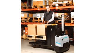 Individuell können die Stapler von Unicarriers erweitert werden, etwa durch ein Lastschutzgitter, eine Tiefkühlausstattung oder weitere Ergänzungen. (Unicarriers)