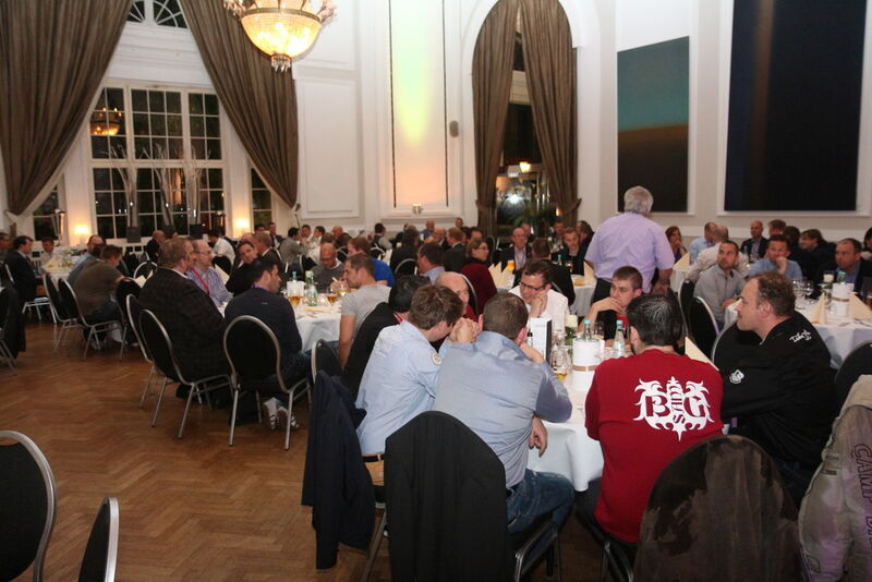 Der gemütliche Teil der Veranstaltung fand in der Brasserie in der Kurstadt Bad Oeynhausen statt. (Bild: Wortmann)