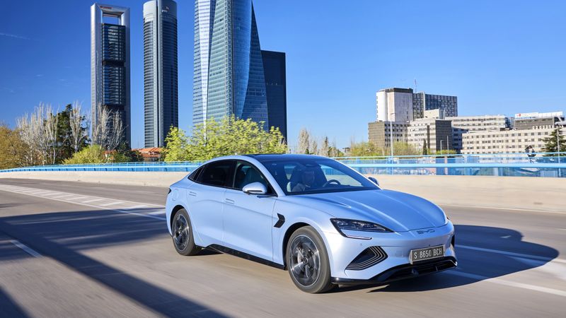 Chinesische Autobauer wie BYD investieren viel in Software und intelligentes Fahren. (BYD)