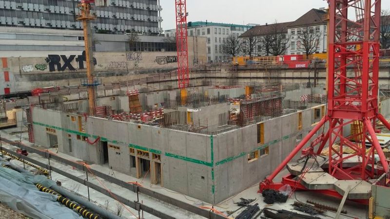 Symbolbild: Die Pläne für das Rechenzentrum in Gießen konkretisieren sich. Offen ist noch, wer es betreiben wird. Was bislang bekannt ist.(Bild:  Patrik Tschudin / CC BY )