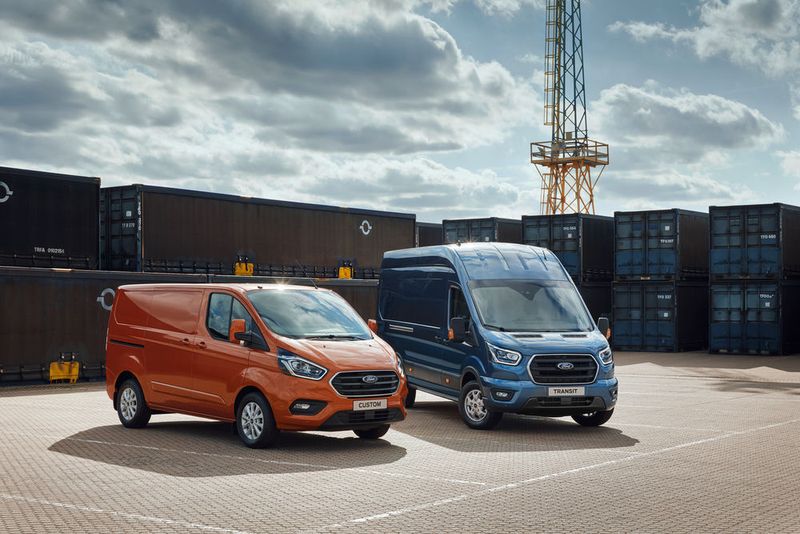 Ab Ende 2019 sollen der Transit Custom und der Tourneo Custom mit Plug-in-Hybrid-Antrieb erhältlich sein. (Ford)