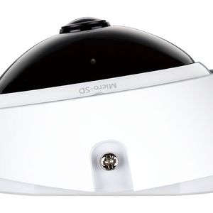 Die DCS-4622 hat ein kompaktes Dome-Gehäuse mit 802.3af Power-over-Ethernet.