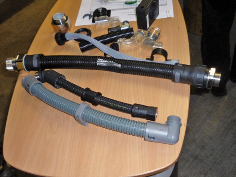 Bei Anwendungen in der Bahntechnik ist Kabelschutz mit Wellrohren unabdingbar. (Bild: Höltkemeier)