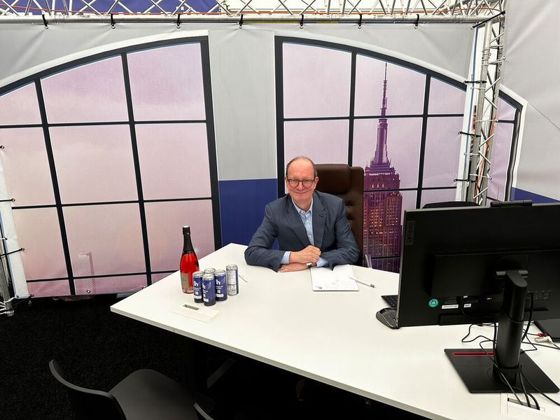 Geschäftsführer Dieter Philippi (Herweck) hat sein 