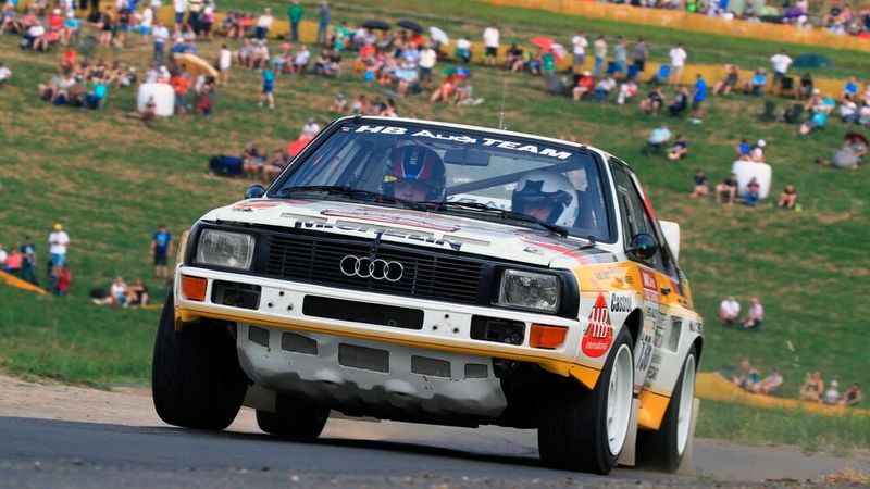 Der Lütticken-Audi-Sport-Quattro der Interessengemeinschaft Slowly Sideways bringt historische Rallye-Technik beim Brazzeltag in Bewegung und macht Motorsportgeschichte live erlebbar.  (Bild: Slowly Sideways)