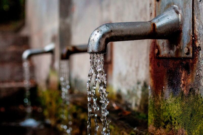 Die Verfügbarkeit und das nachhaltige Bewirtschaften von Wasser sowie eine sanitäre Versorgung sind weitere Zielsetzungen der Vereinten Nationen in Hinblick auf eine nachhaltige Entwicklung.  (gemeinfrei)