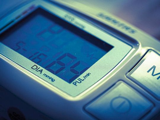 Werden medizinische Geräte mit einem Akku oder einer Batterie betrieben, so müssen Entwickler auf Datenblätter achten. Damit lässt sich klären, wie sich eine Batterie, ein Akku oder Zelle unter verschiedenen Belastungen und Umgebungsbedingungen verhält. Werden medizinische Geräte mit einem Akku oder einer Batterie betrieben, so müssen Entwickler auf Datenblätter achten. Damit lässt sich klären, wie sich eine Batterie, ein Akku oder Zelle unter verschiedenen Belastungen und Umgebungsbedingungen verhält.