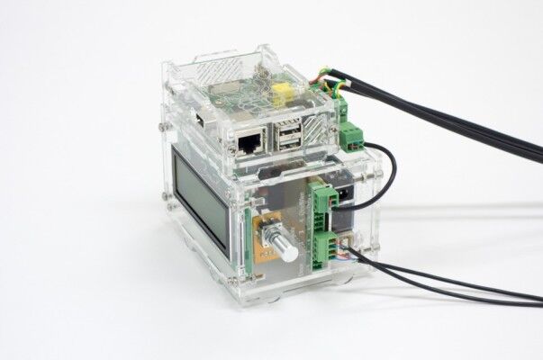 BrewPi: Arduino-Box, verbunden mit Temperatursensor und Halbleiterrelais (BrewPi.com)