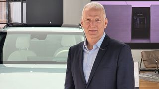 Matthias Wollenberg, Managing Director von Genesis Motor Deutschland, will den Verkauf  komplett dem  Handel überlassen. (Bild: Wehner - VCG)