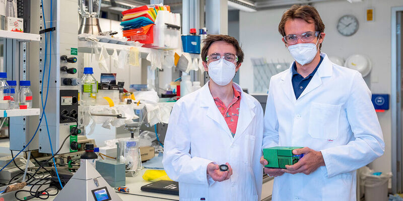 Philippe Bechtold (left) and Michele Gregorini are much less often in the laboratory since they have founded their own company.