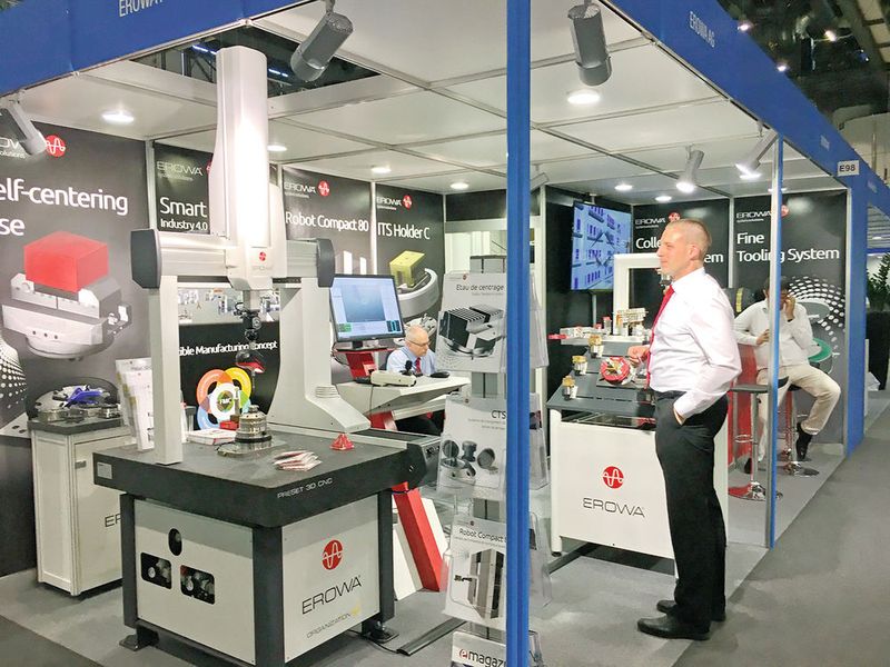 Erowa zeigte auf der Messe die Koordinatenmessmaschine Preset 3D CNC, die nicht nur auf hohe Qualität, sondern auch auf hohe Produktivität beim Messen ausgerichtet ist: hauptzeitparalleles Rüsten, schnelles Voreinstellen, niedrige Durchlaufzeiten, Qualitätsmessen inkl. Protokollieren sowie hochpräzise Form- und Profilerfassung. (Anne Richter, SMM)