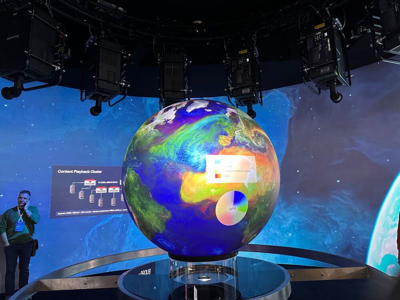 Präsentationen mit dieser Kugel würden bestimmt unique werden. (Bild: Vogel IT-Medien GmbH)