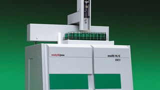Analytik Jena bietet ihre die multi N/C-Serie jetzt mit vollständig integriertem Self Check System an. Im Bild: Multi N/C 2100 mit APG 60. (Bild: Analytik Jena)