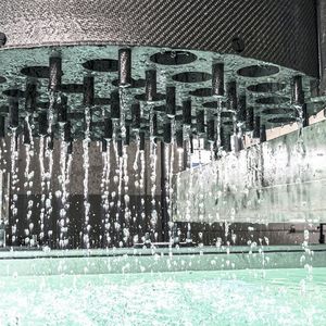 Kolonneneinbauten aus Kohlenstofffaser-Verbundwerkstoffen (CFC)