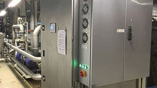 Die kompakten Anlagen für die Aufbereitung und Desinfektion von Brauch-, Prozess- und Trinkwasser stehen mit einem Durchsatz von zwei bis 250 Kubikmeter pro Stunde zur Verfügung. (Mundus Fluid)