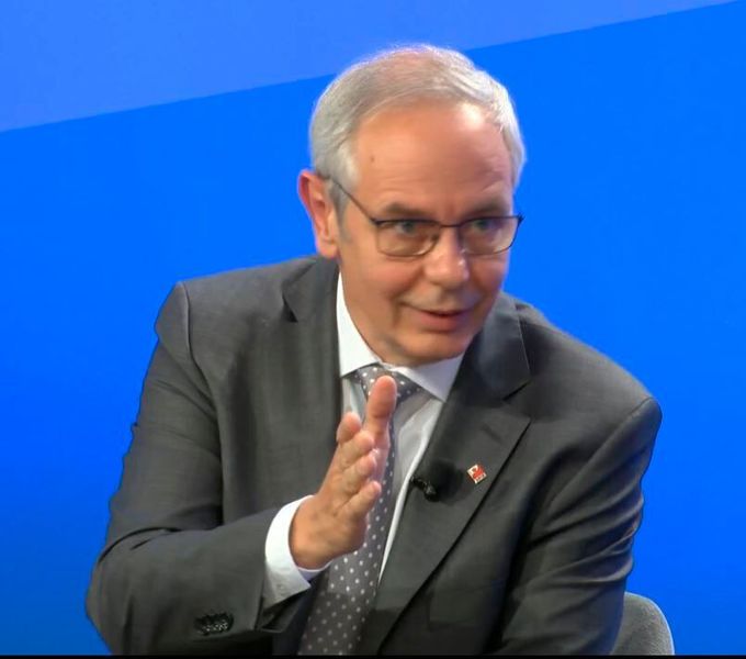 „Wir brauchen eine globale Idee“, sagt Michael Vassiliadis, Vorsitzender der IG BCE. (PROCESS)