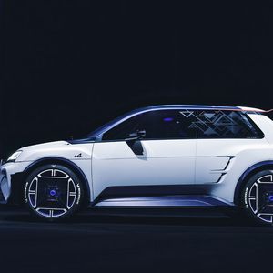 Bislang hatte Alpine mit der A 110 nur ein einziges Modell im Programm, das soll sich im nächsten Jahr ändern.(Bild:  Autoren-Union Mobilität/Alpine)