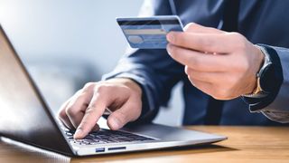 e-payment-terovesalainen-adobestock-296727294-6805x3830 (Quelle: terovesalainen - Adobe Stock)