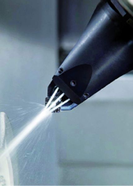 Bild 2: Heutige CNC-Maschinen liefern den für die Hochdruckkühlung erforderlichen Arbeitsdruck von 70 bis 100 bar. (Archiv: Vogel Business Media)