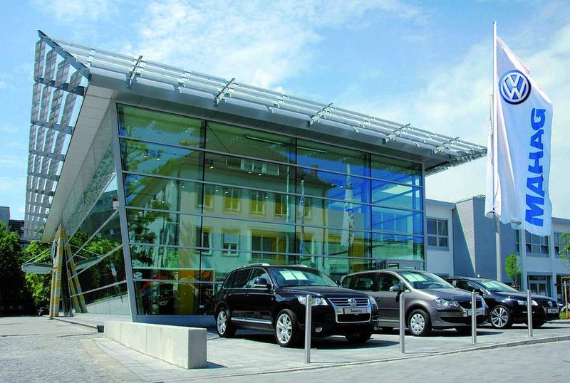 Zwei Volkswagen-Zentren betreibt die Mahag in München: hier das VW-Zentrum in der Schleibinger Straße. (Archiv: Vogel Business Media)