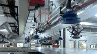 Platinenabstapelsystem von Güdel. (Güdel)