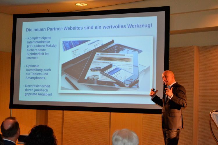 Subaru Deutschland informierte seine Händler auch in Workshops über Neuerungen, die kommen. So stehen im Sommer die neuen Händler-Webseiten des Importeurs an. (Foto: Birgit Hiemann)