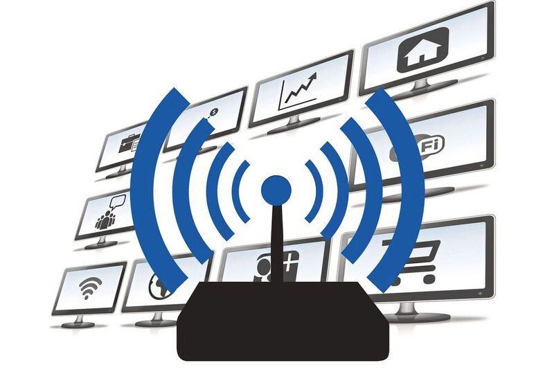 1999: Gründung der Wi-Fi Alliance. Kaum ein Haushalt, in dem nicht ein WLAN-Router mehrere Geräte per Funk mit dem Internet verbindet. Selbst Rasenmäher-Roboter sind oftmals Teil des drahtlosen Netzwerks und lassen sich per App programmieren. Dass dies mittlerweile überwiegend problemlos funktioniert, ist zu einem großen Teil der Wi-Fi Alliance zu verdanken: Eine Handvoll Unternehmen traten 1999 an, die bis dahin oft störrischen Funknetzwerke zu zähmen. Ziel war es, dass auch Endanwender ein drahtloses Netzwerk konfigurieren und nutzen konnten. Das war gar nicht so einfach. Denn frühe 802.11-Produkte hatten häufig Probleme mit der Interoperabilität. Im Juni 1997 veröffentlichte das Institute of Electrical and Electronics Engineers (IEEE) die erste offene und somit – theoretisch – herstellerübergreifende 802.11-Spezifikation. Sie basierte auf den heute nicht mehr gebräuchlichen Frequenzspreizverfahren DSSS und FHSS. Einen detaillierten Rück- und Ausblick zu dem Standard finden Sie auf www.elektronikpraxis.de unter der ID: 45987983. (Bild: Pixabay)