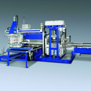 Eine hochflexible Fertigungszelle zum Runden und Schweißen von Rohren hat weil engineering mit Flexistar entwickelt. 