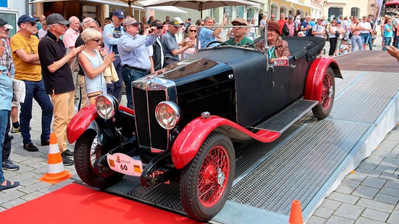 Ebenfalls sechs Zylinder, jedoch mit 2,5 Liter Hubraum: MG 18/80 Mk 1 Speed Model aus dem Jahr 1930. (Bild: Diehl)