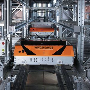 Nur eines von zahlreichen LogiMAT-Highlights von Vanderlande: Das hochflexible Lager-, Entnahme- und Transportkonzept Adapto.
