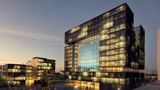 Thyssenkrupp veräußert seine baurelevanten Geschäftsfelder an die FMC Beteiligungs KG. Arbeitsplätze und Standort seien nicht bedroht, was sogar vertraglich garantiert sei. (Bild: Thyssenkrupp)