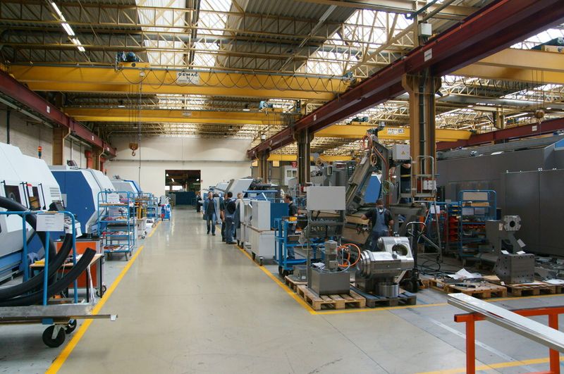 Die Produktion bei WFL Millturn Technologies GmbH & Co. KG am Standort in Linz. (Bild: Matthias Vogel)