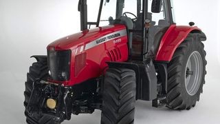 Bild 1: Kennzeichnend für diese Motorhaube sind hohe Designfreiheit, Schlagfestigkeit und Class-A-Qualität. (Archiv: Vogel Business Media)