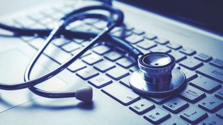 Abgehorcht: Die McKinsey-Studie untersucht den Stand von erHealth in Deutschland (©ronstik – stock.adobe.com)