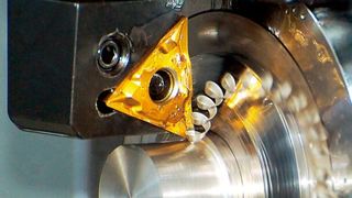 Die Swiss Steel Group hat für Zerspaner in Sachen Stahlwerkstoffe einiges zu bieten, das das Leben leichter macht ... (Bild: Muttelkutt)