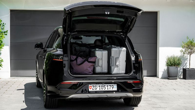 In den Kofferraum passen 560 Liter. Das Gepäckabteil ist dabei auf 1.320 Liter erweiterbar.  (Bild: Voyah)