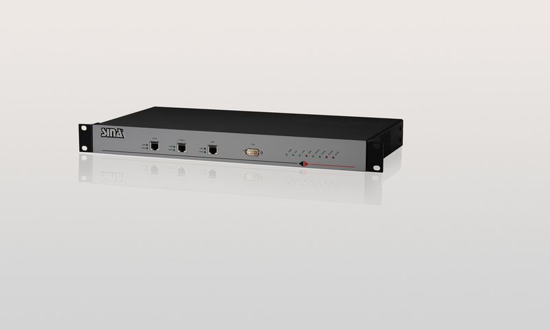 Die Standortvernetzung über Glasfaserleitungen bedarf einer sicheren Verschlüsselung, um Lauschangriffe abwehren zu können. Eine Layer 2-Verschlüsselung bietet zum Beispiel die secunet SINA L2 Box. (Secunet)