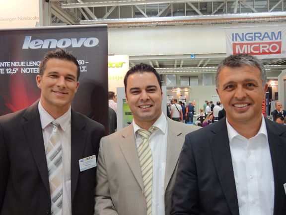 Sympathische Lenovo-Truppe: (v.l.) Dominik Weisser, Ömer Sengül, Aggelos Derezis (Archiv: Vogel Business Media)