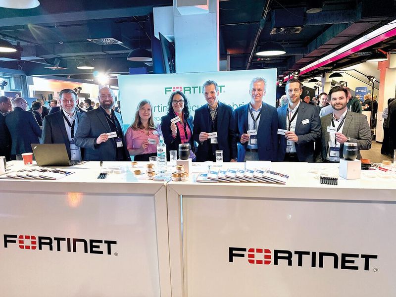 Geballte Fortinet-Kompetenz am Stand – da bleibt keine Security-Frage offen. (Bild: Vogel IT-Medien )